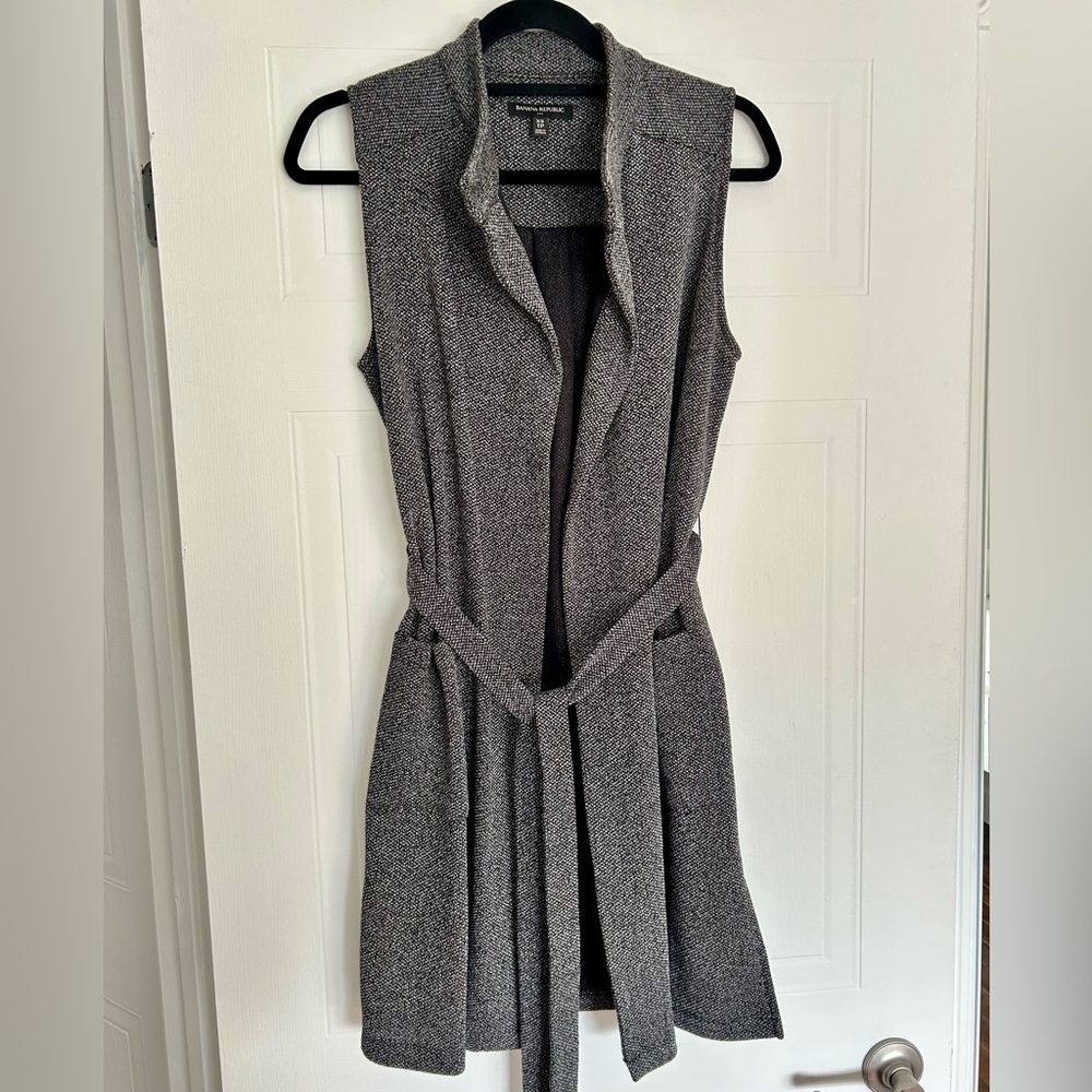 Banana Republic Sleeveless Cardigan